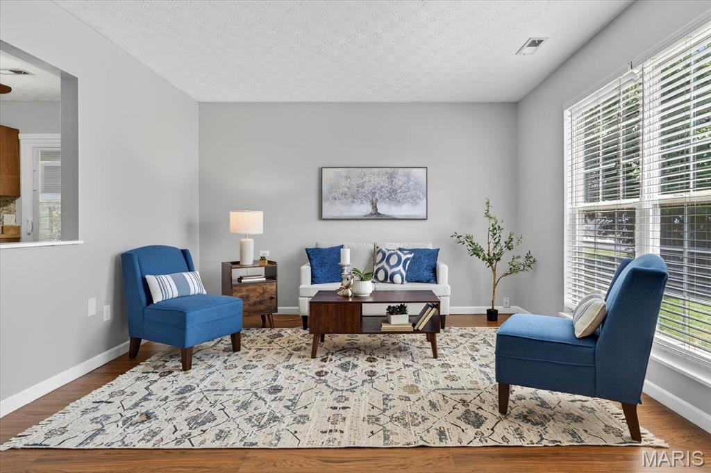 Edwardsville, Illinois 62025, United States, 3 Bedrooms Bedrooms, ,1 BathroomBathrooms,Residential,Active,164240