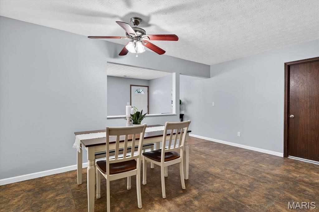 Edwardsville, Illinois 62025, United States, 3 Bedrooms Bedrooms, ,1 BathroomBathrooms,Residential,Active,164240