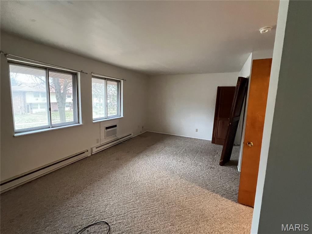 Hazelcrest Condo - Residential