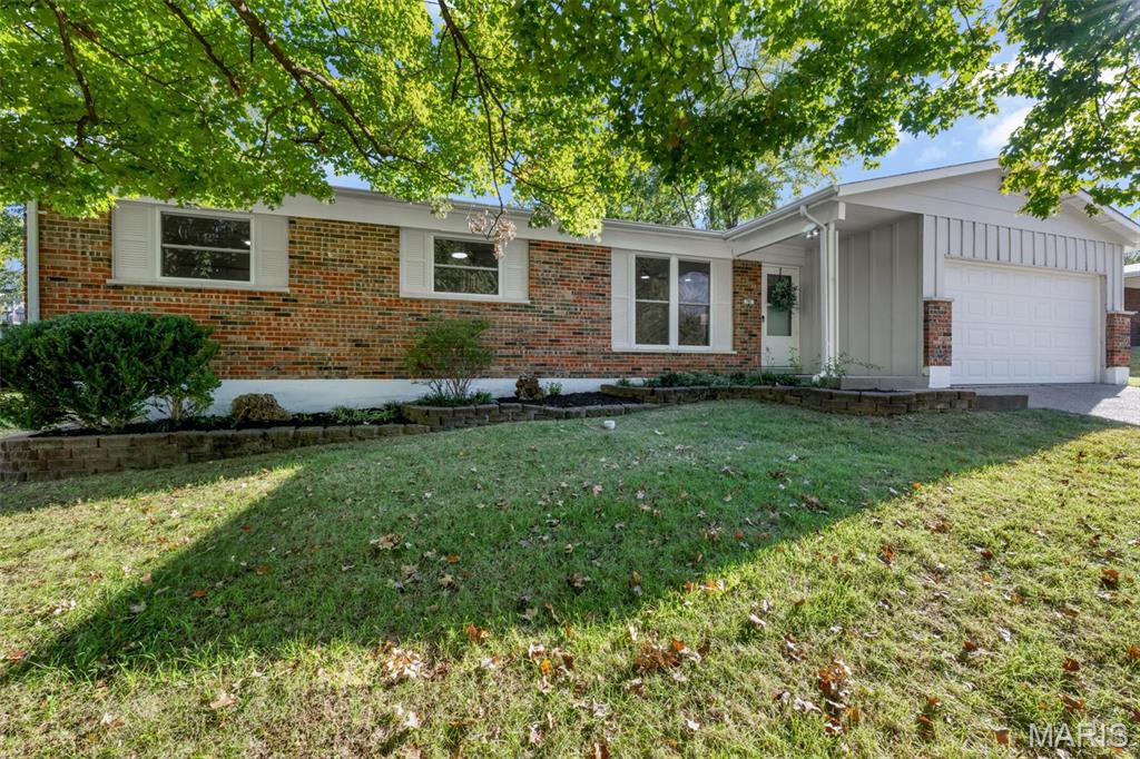 Photo of 707 Karon Drive, Pevely, MO 63070 (MLS # 26067565)