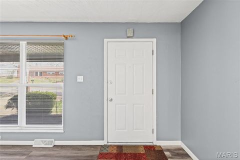 Tiny photo for 1963 Maple Lane, Arnold, MO 63010 (MLS # 26018669)