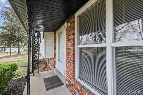 Tiny photo for 1963 Maple Lane, Arnold, MO 63010 (MLS # 26018669)