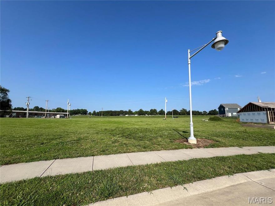 One of Perryville's newest subdivisions. Building lot offering level yard that gradually slopes. New streets and sidewalks along with streetlights are huge pluses. City utilities are available and ready to connect to. This ideal location offers easy access to I55 and Hwy 51.