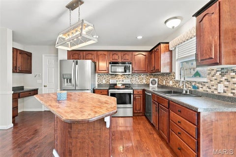 Tiny photo for 1937 Providence Estate Drive, Wentzville, MO 63385 (MLS # 26067830)