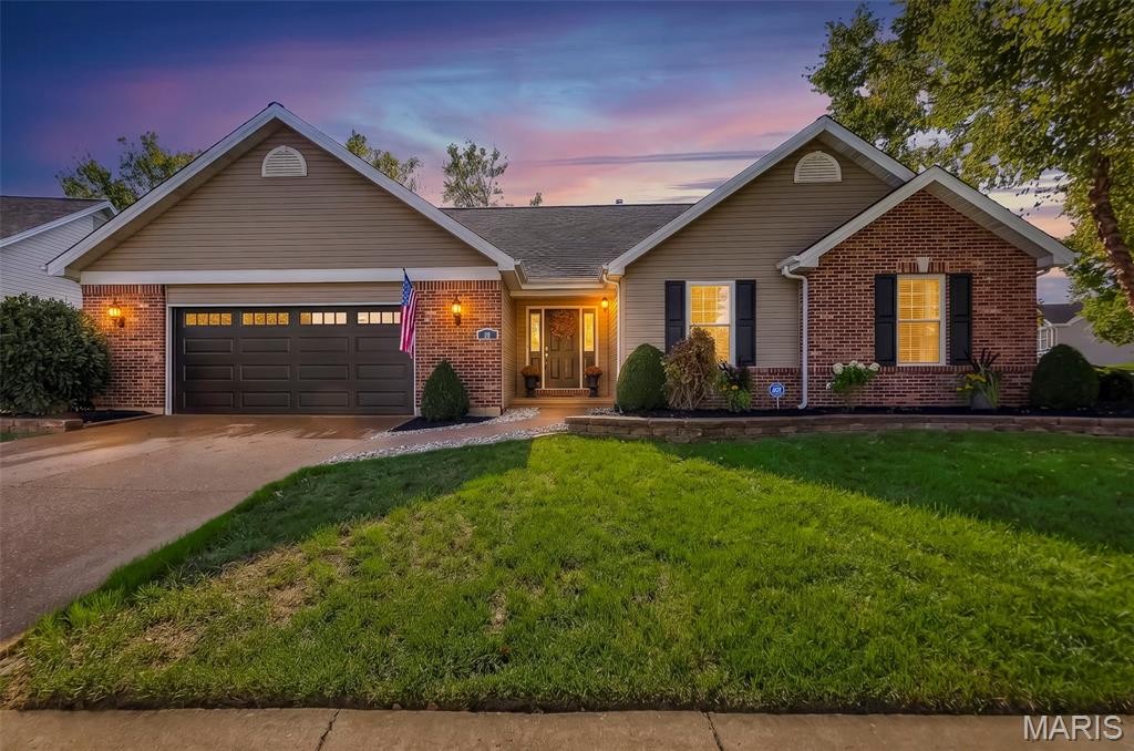 Photo of 38 Mountain Laurel Drive, St Peters, MO 63376 (MLS # 26067509)