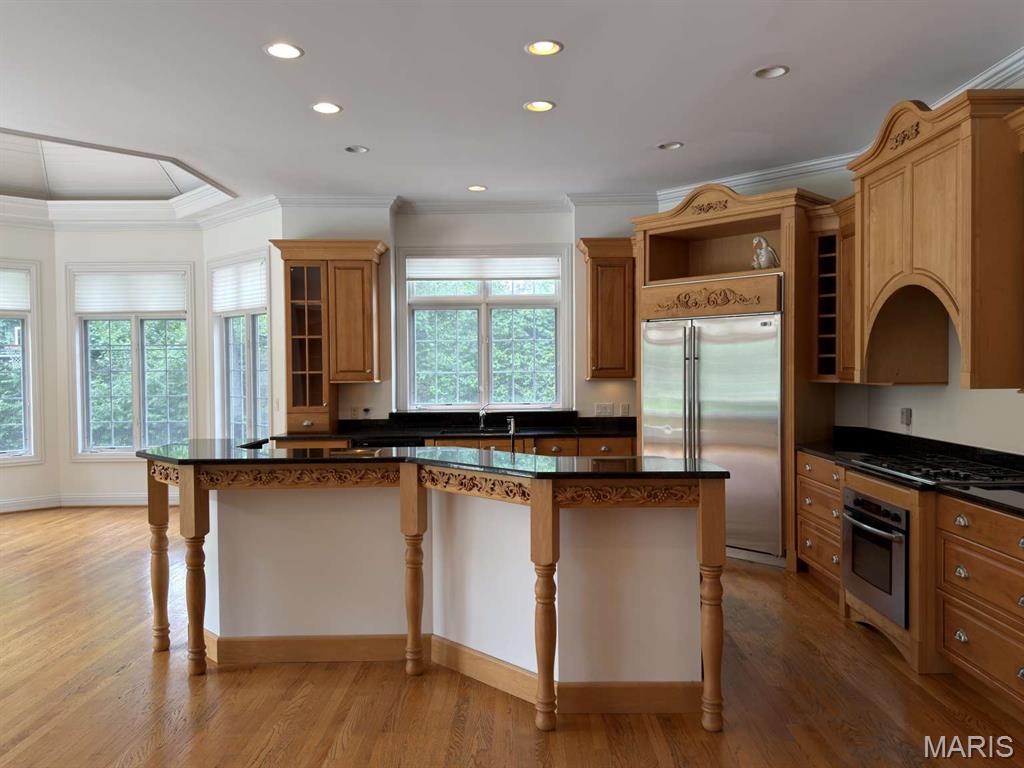 Town & Country Manor - Residential