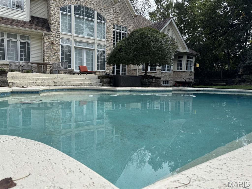 Town & Country Manor - Residential