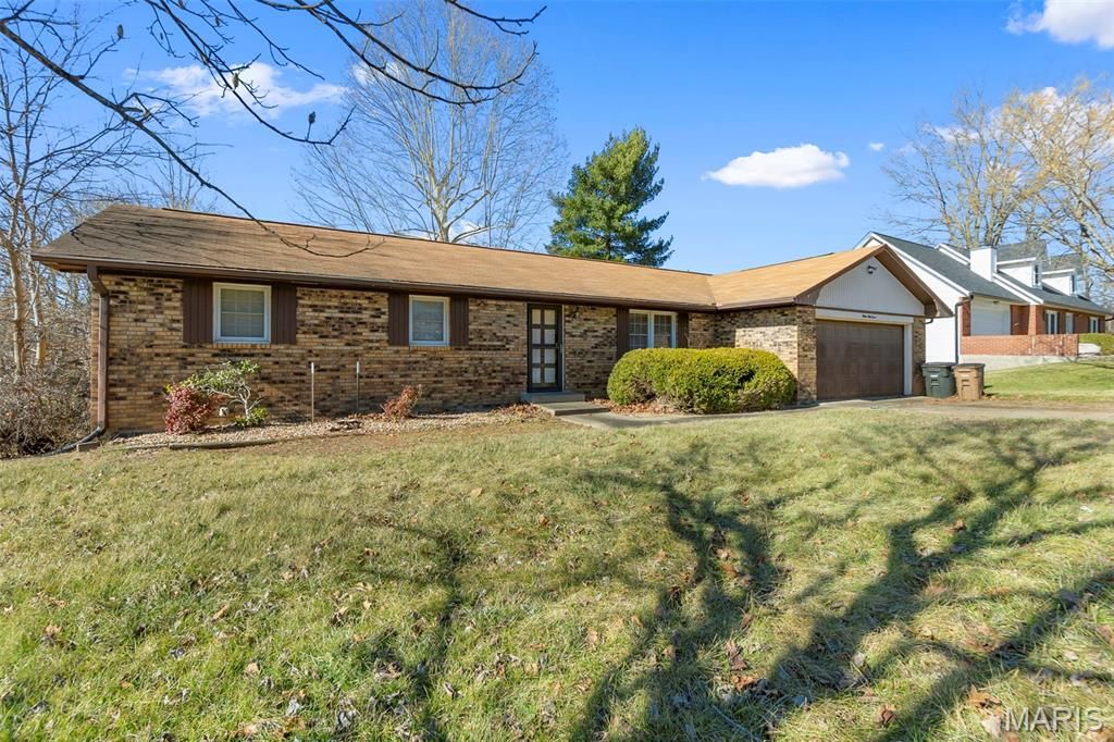 Photo of 1557 Briarcliff Drive, Cape Girardeau, MO 63701 (MLS # 26003885)