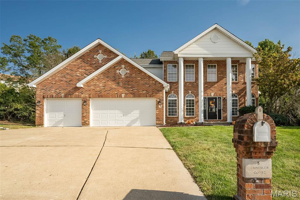 8 Chandler Court
