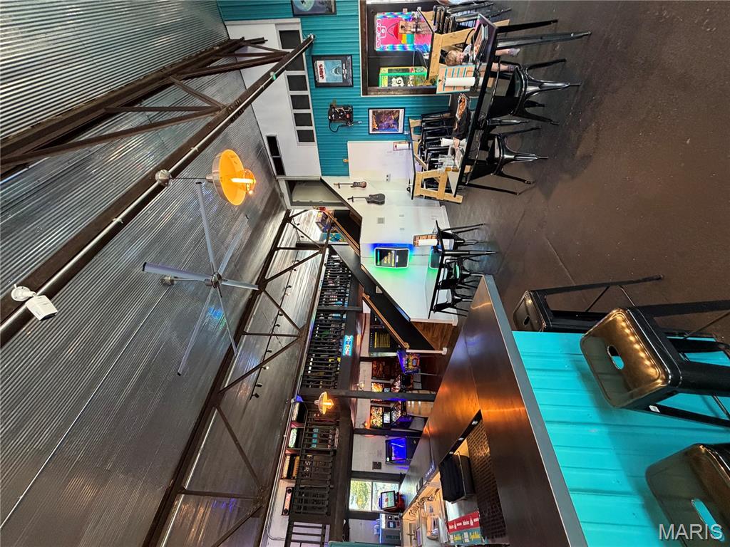 Troy - Commercial Sale