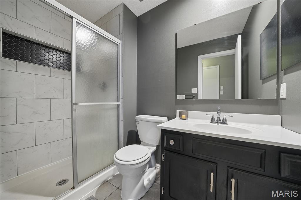 Autumn Lakes Condominum Fourth Amd - Residential