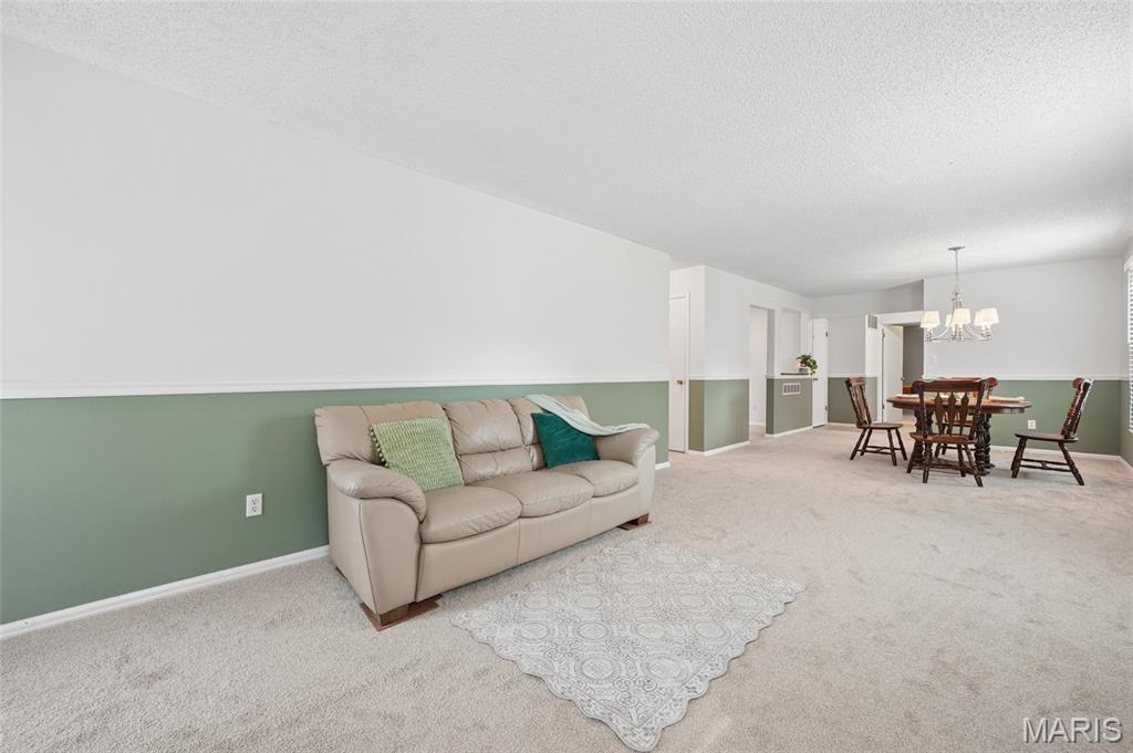 Autumn Lakes Condominum Fourth Amd - Residential