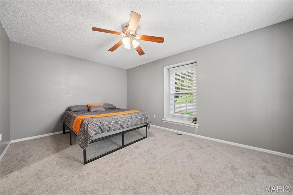 Autumn Lakes Condominum Fourth Amd - Residential