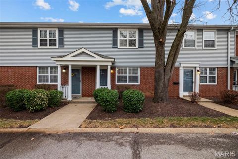 Photo of 1436 Bluebird Terrace, Brentwood, MO 63144 (MLS # 26000425)