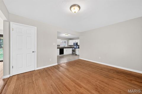 Tiny photo for 3450 Wright Avenue, St Louis, MO 63074 (MLS # 26014583)