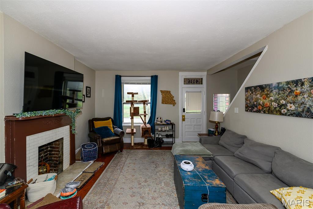 Morrison Peugnets Add - Residential Income