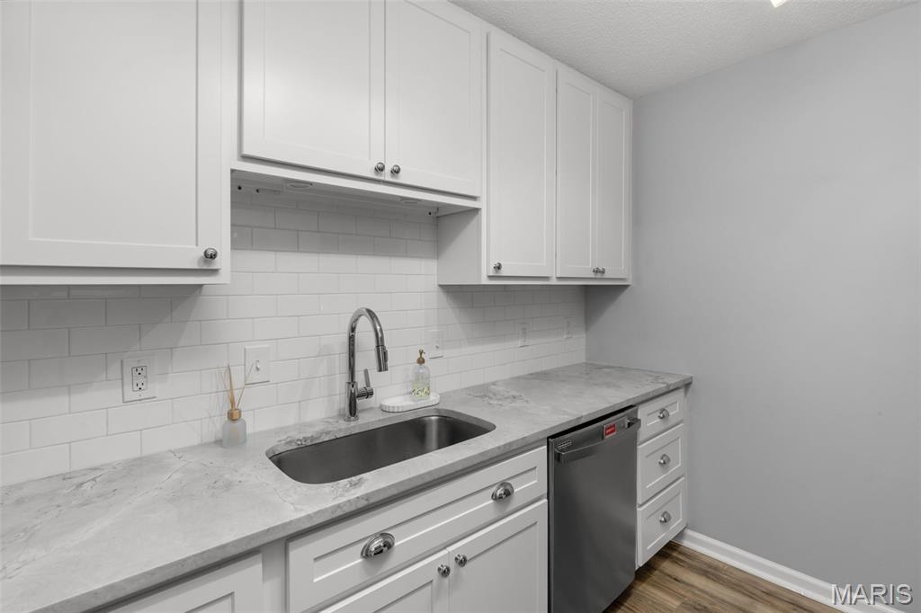 Brentwood Forest Condo Ph Eight - Residential