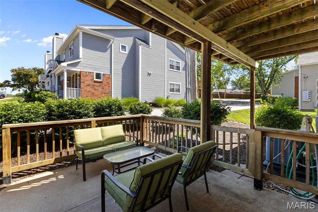 Brentwood Forest Condo Ph Eight - Residential