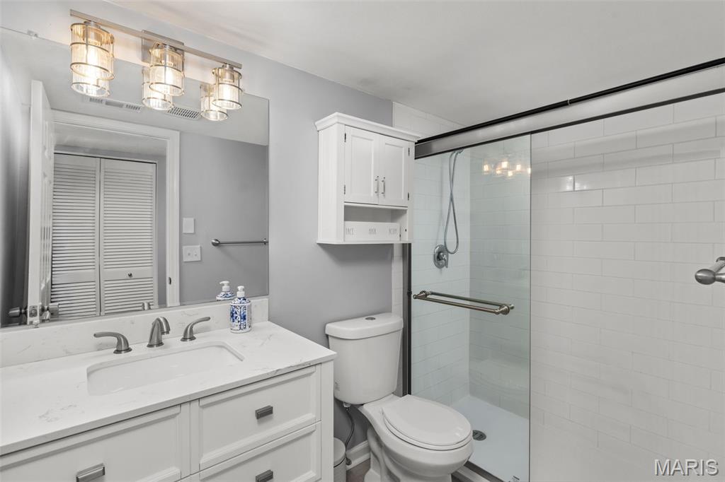 Brentwood Forest Condo Ph Eight - Residential