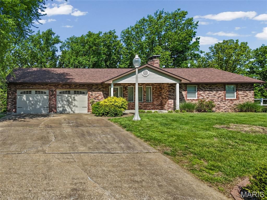 Photo of 125 Blue Ridge Trace, Festus, MO 63028 (MLS # 26024820)