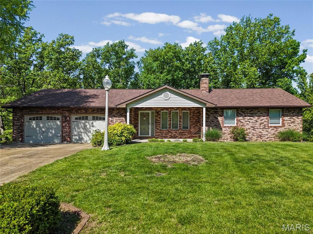 Photo of 125 Blue Ridge Trace, Festus, MO 63028 (MLS # 26024820)