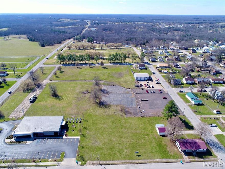 Great Investment Opportunity! Don’t miss this incredible 3.5 acre tract offering excellent potential for residential or multifamily development. With road frontage on two sides, the property provides convenient access and flexibility for a variety of building options. Public utilities are available, making development more accessible. Seller is open to dividing, allowing you to customize the property to fit your needs. Ideally suited for mixed-use possibilities (subject to local regulations). Conveniently located within walking distance to grocery, dining, library, and everyday amenities. Schedule your showing today!