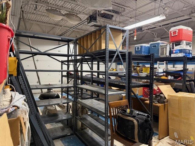 Slinkard - Commercial Lease
