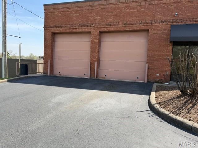 Slinkard - Commercial Lease