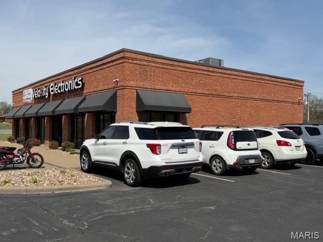 Slinkard - Commercial Lease