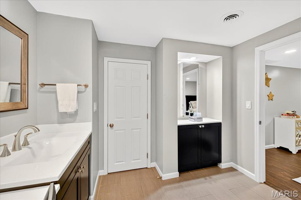 West Ladue - Residential