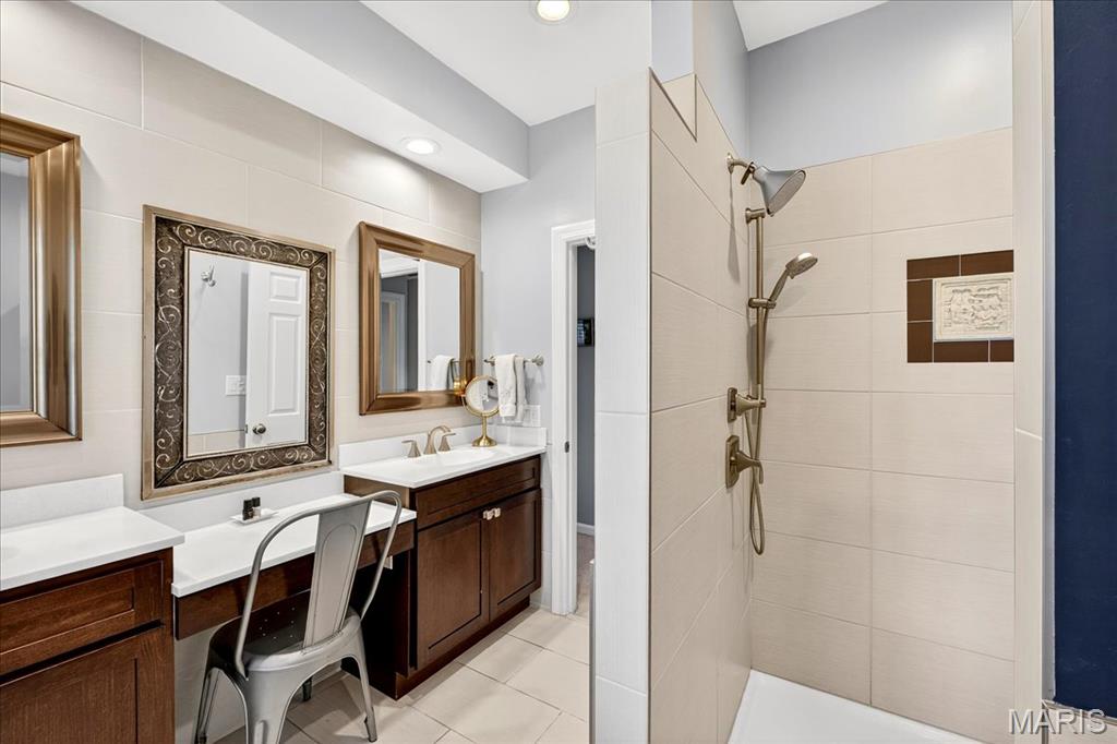 West Ladue - Residential