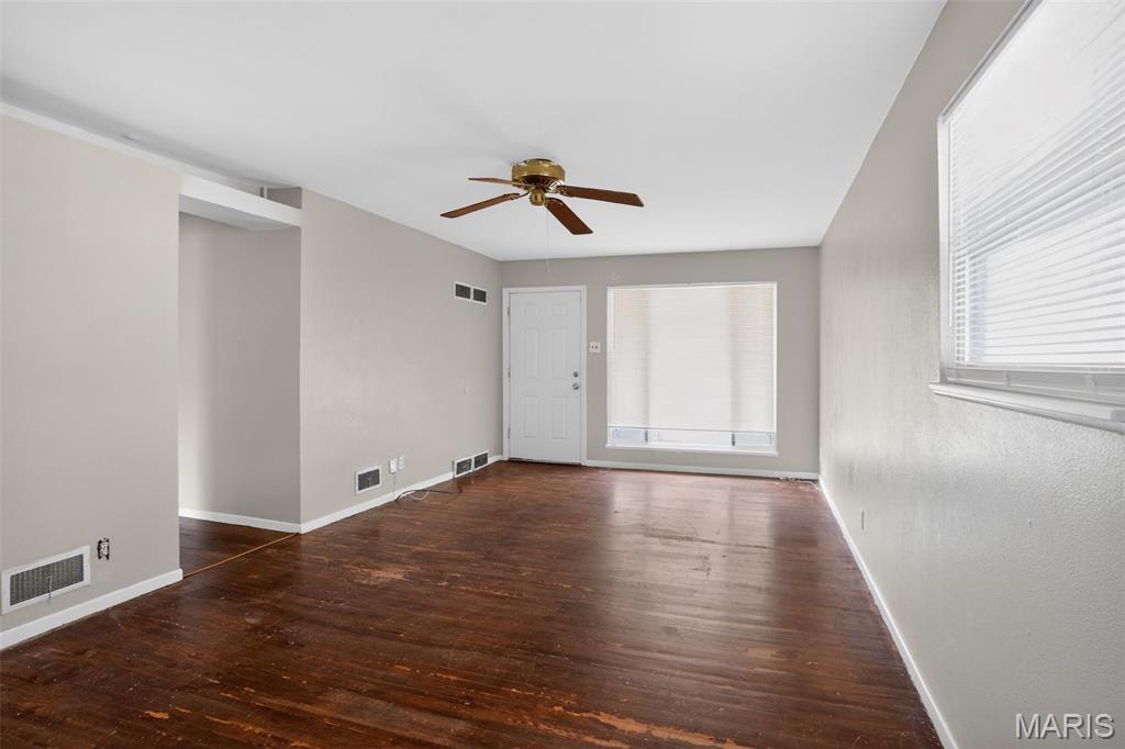 Glasgow Village Unit 11 - Residential