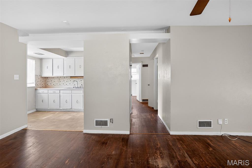 Glasgow Village Unit 11 - Residential