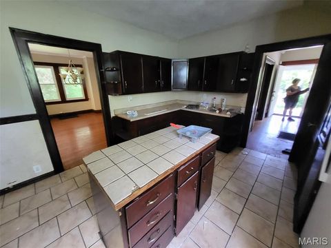 Tiny photo for 8801 Blewett Avenue, Jennings, MO 63136 (MLS # 26018868)