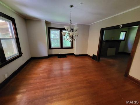 Tiny photo for 8801 Blewett Avenue, Jennings, MO 63136 (MLS # 26018868)