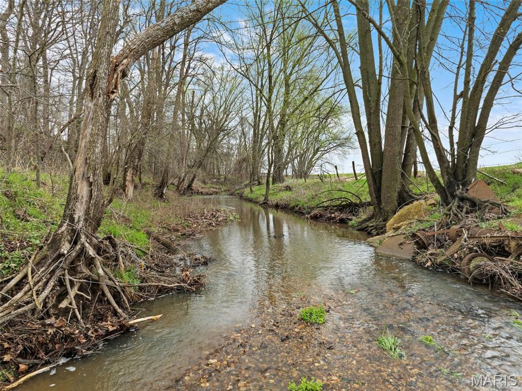 Photo of 32391 Case Road, Hermann, MO 65041 (MLS # 26017924)