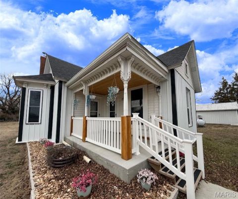 32391 Case Road Hermann MO 65041