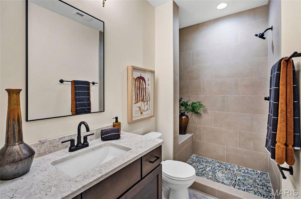 Gates Manor - Residential