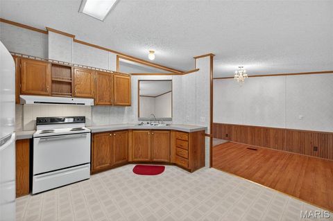 Tiny photo for 907 Walker Road, Unincorporated, MO 63379 (MLS # 25067393)
