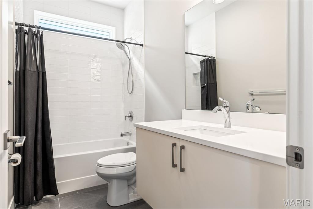 Laclede Race Course/McRee City - Residential