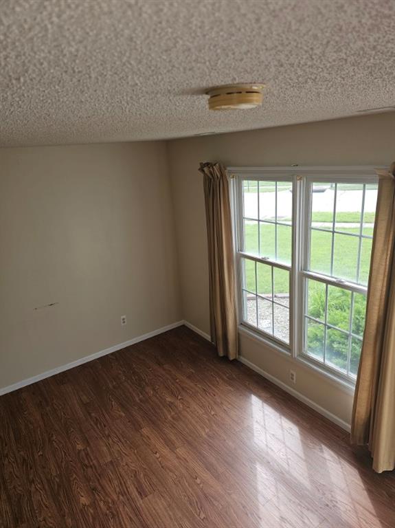 Wentzville, Missouri 63385, United States, 2 Bedrooms Bedrooms, ,3 BathroomsBathrooms,Residential,Pending,133598