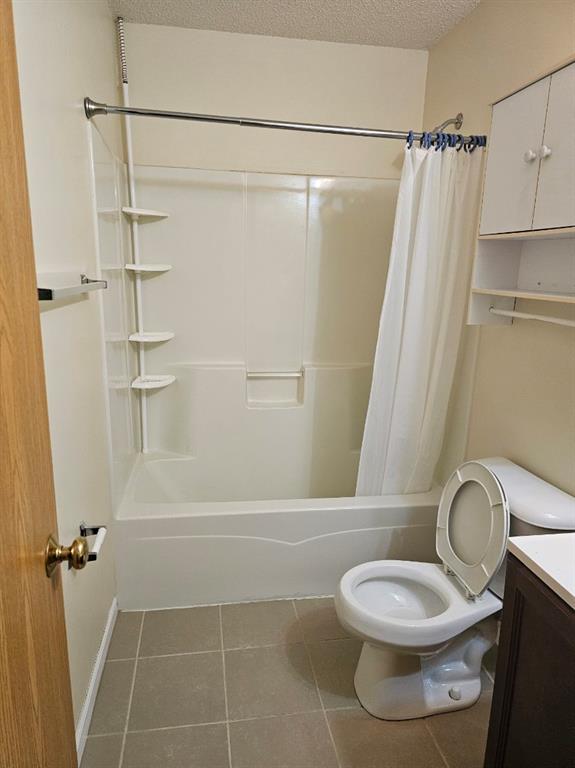 Wentzville, Missouri 63385, United States, 2 Bedrooms Bedrooms, ,3 BathroomsBathrooms,Residential,Pending,133598