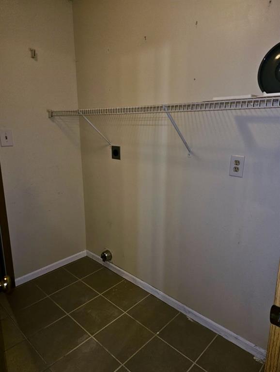 Wentzville, Missouri 63385, United States, 2 Bedrooms Bedrooms, ,3 BathroomsBathrooms,Residential,Pending,133598