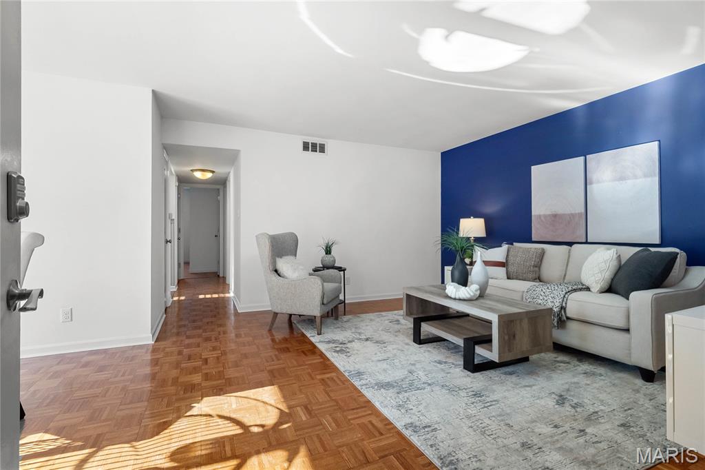 Forum West Condo Sec Ii - Residential