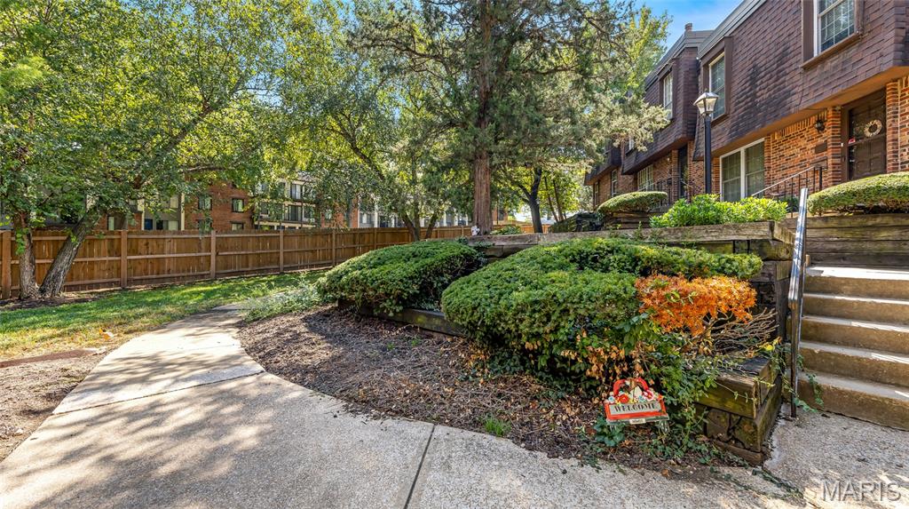 Forum West Condo Sec Ii - Residential