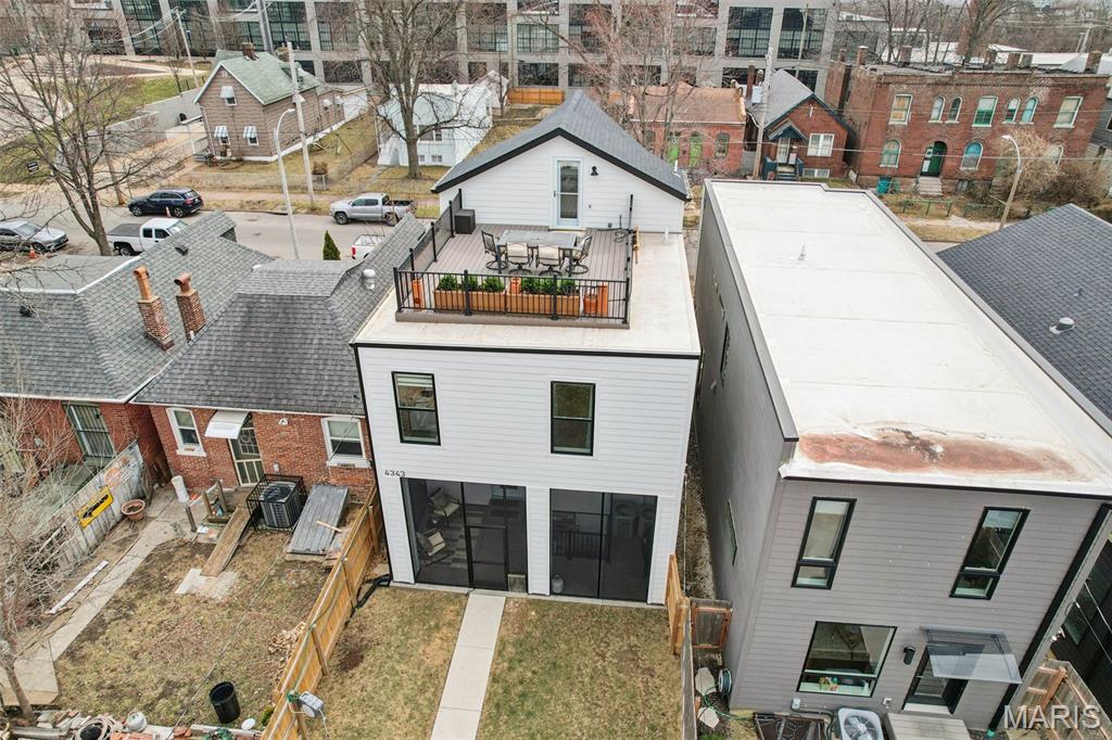 Laclede Race Course Sub - Residential