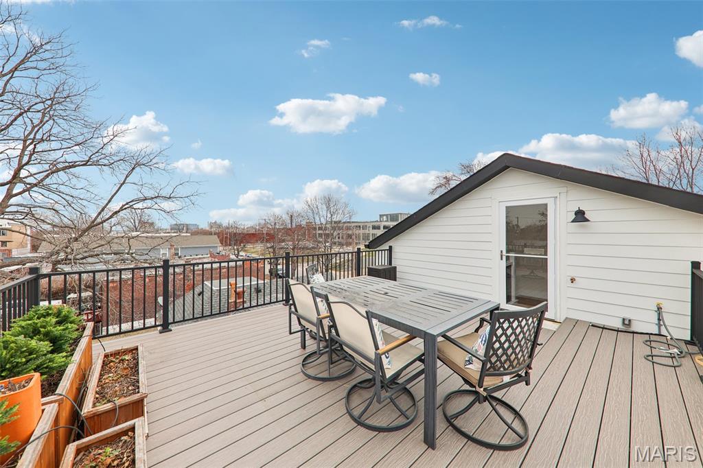 Laclede Race Course Sub - Residential