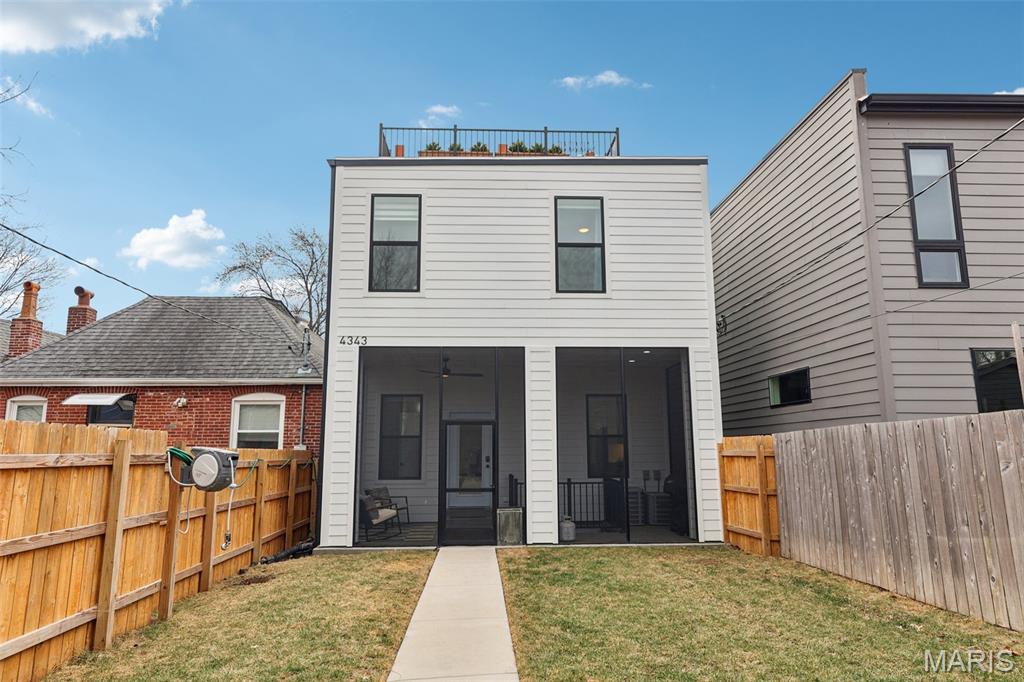 Laclede Race Course Sub - Residential