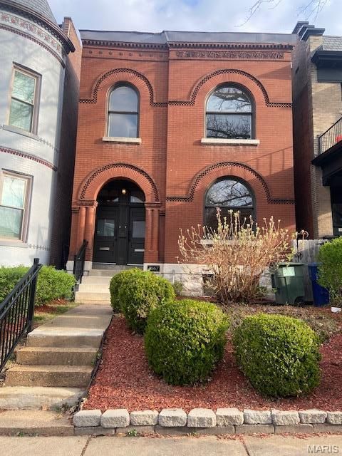 Photo of 3667 Russell Blvd #2nd floor, St Louis, MO 63110 (MLS # 26030428)