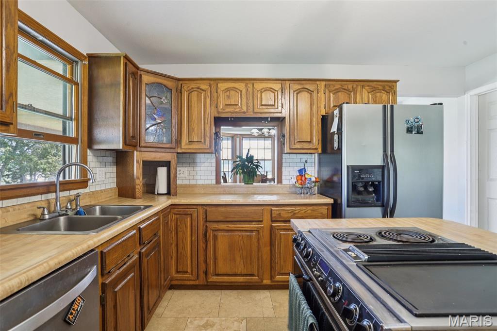 Cedar Tree - Residential